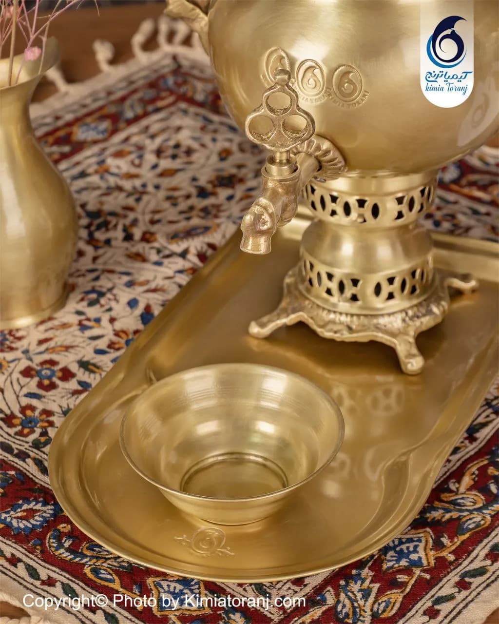 سرویس سماور برنجی ۱ لیتری با قوری و ظروف پذیرایی