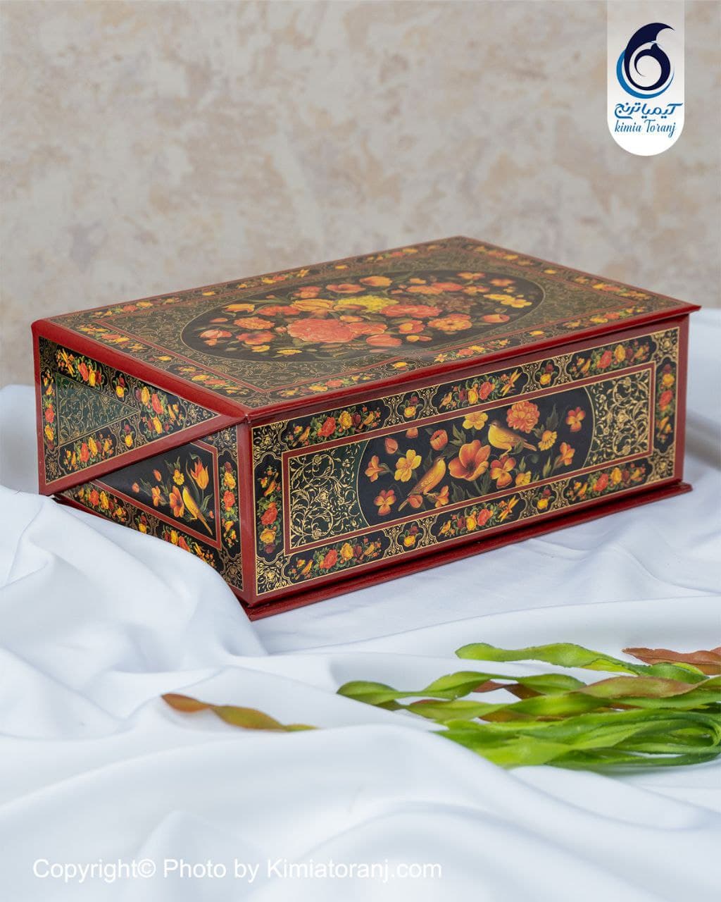 پک هدیه گل و مرغ شمعدان برنجی - 4