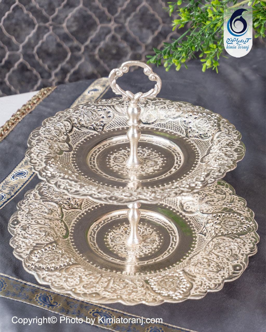 شیرینی خوری شبه نقره دو طبقه سفید قلم گل و مرغ - 4