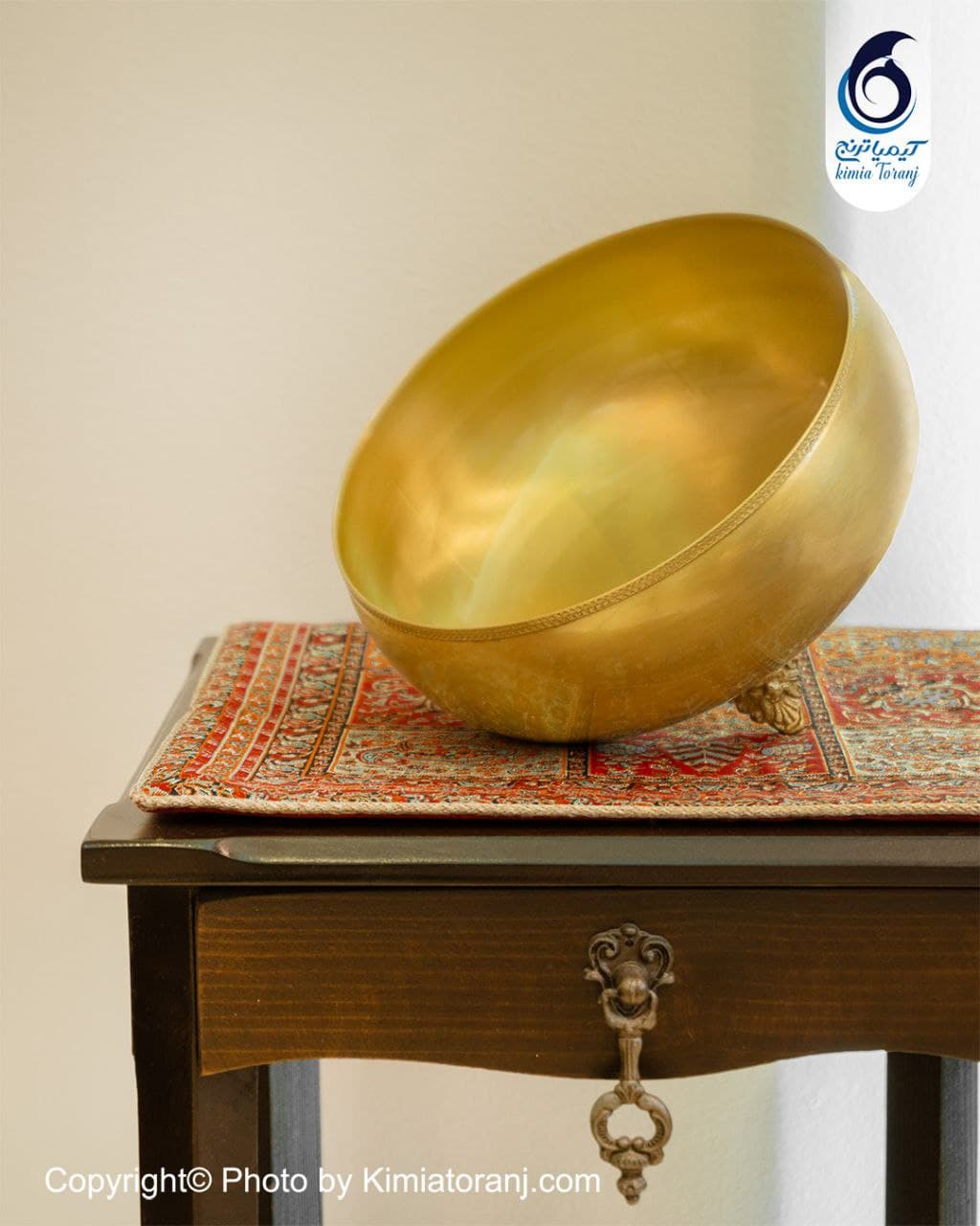 پسته خوری ساده سه پایه برنجی - 2