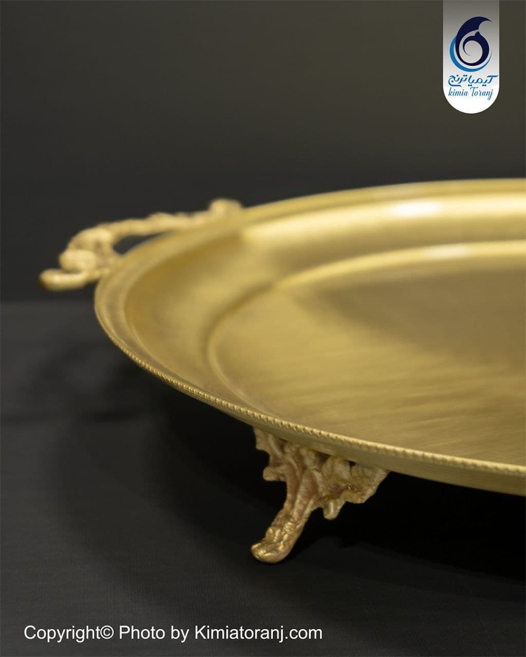 سینی گرد ساده دسته دار پایه دار برنجی ضخیم - 3
