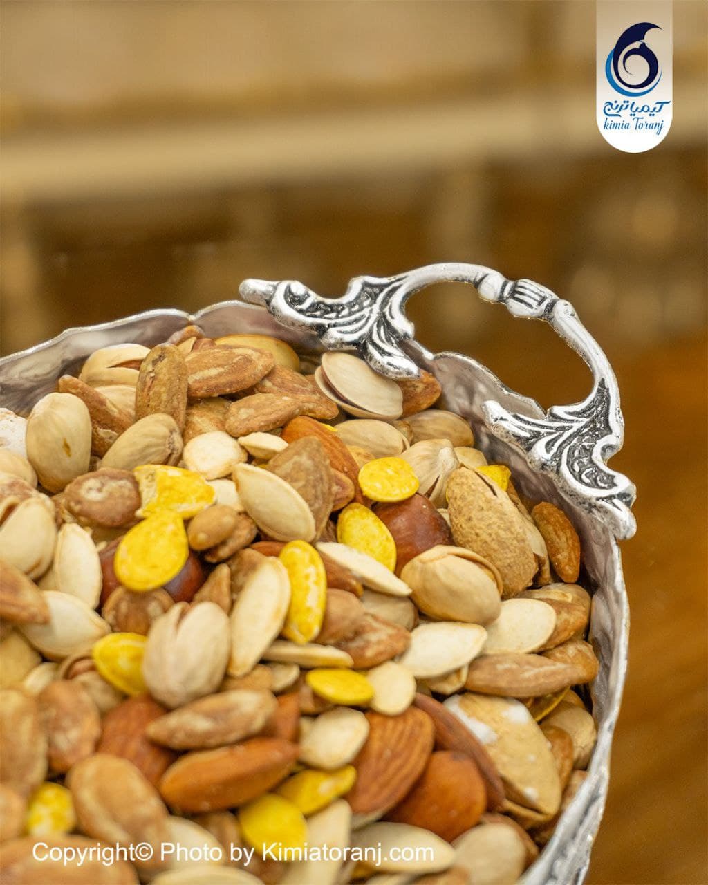 آجیل خوری بیضی شبه نقره دسته دار قلم گل برجسته - 2