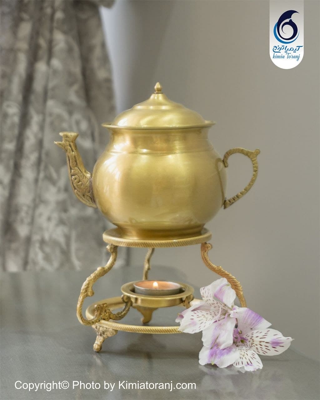 سرویس جای وارمر با قوری برنجی و پوشش کوره‌ای مقاوم به حرارت