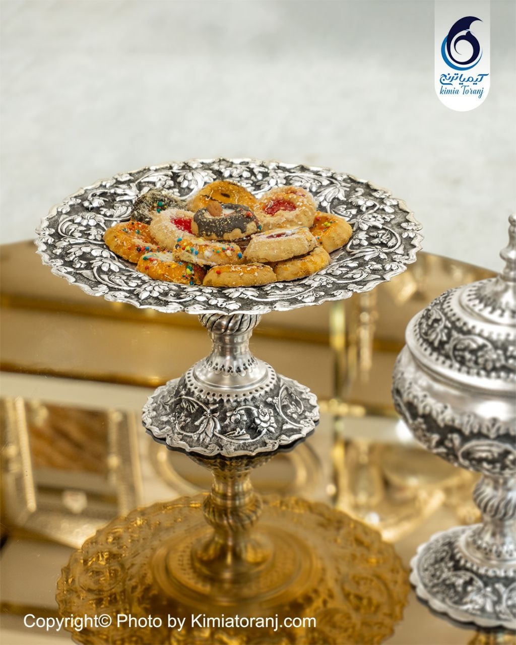 شیرینی خوری شبه نقره