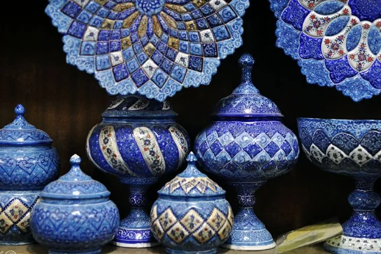 ظروف میناکاری هنر اصفهان