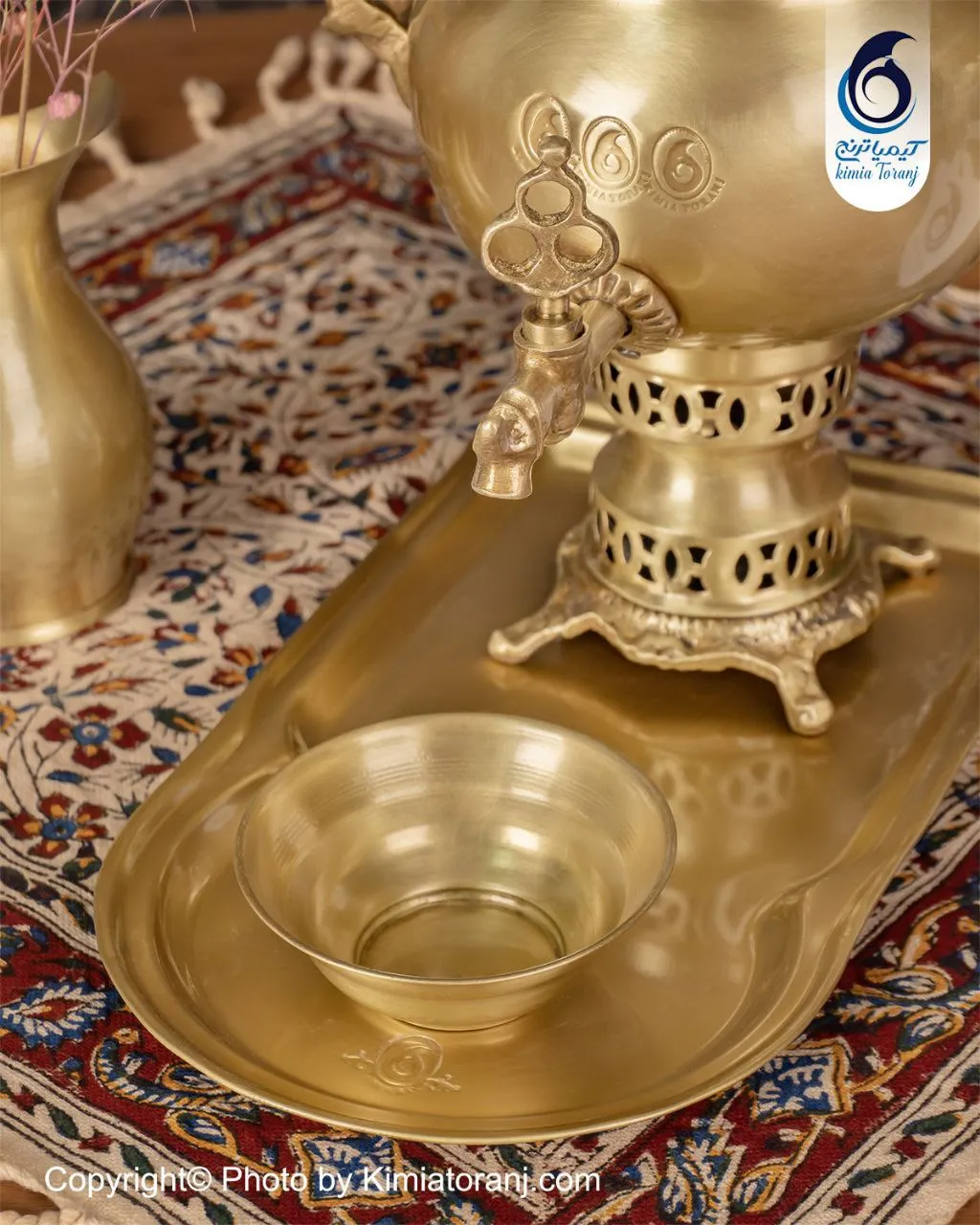 سرویس سماور برنجی ۱ لیتری با قوری و ظروف پذیرایی