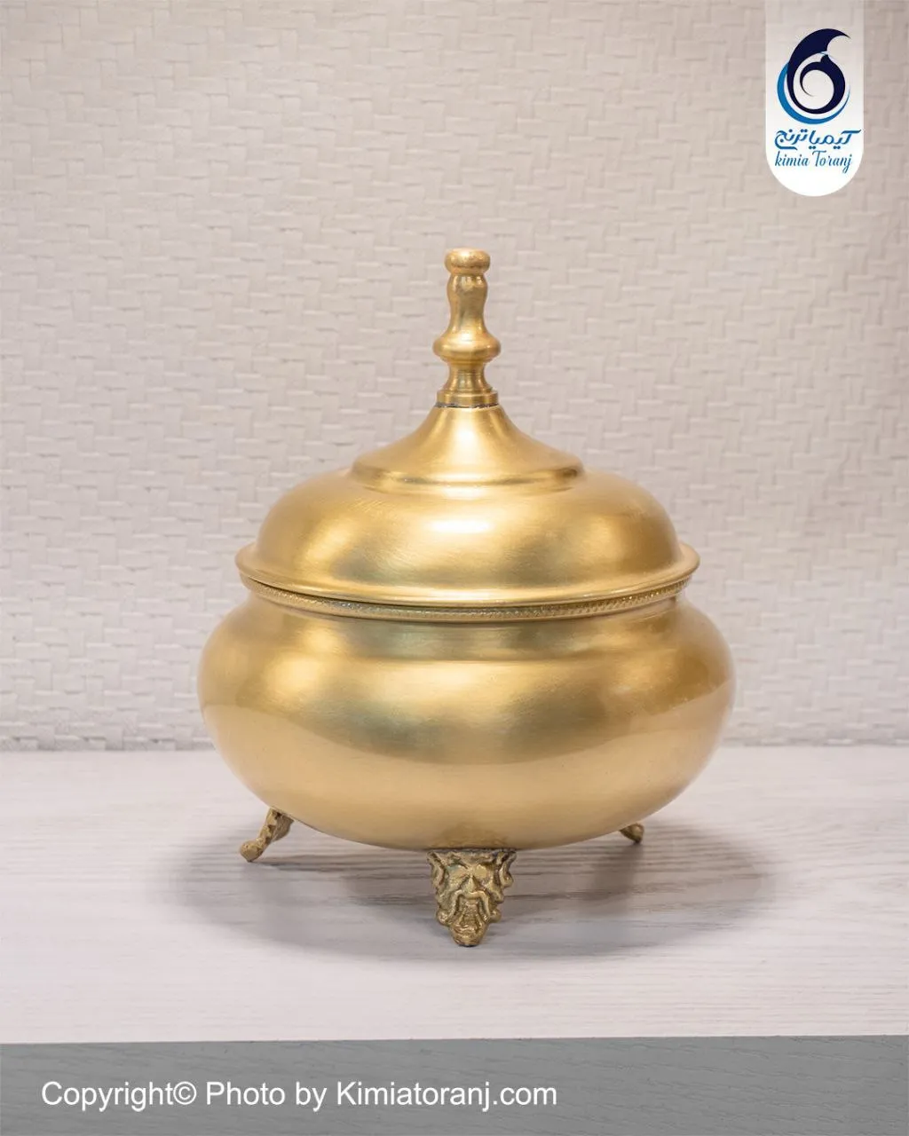 شکلات خوری سه پایه سایز ۱ برنجی با بدنه ساده